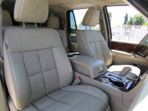 2012 Lincoln Navigator
