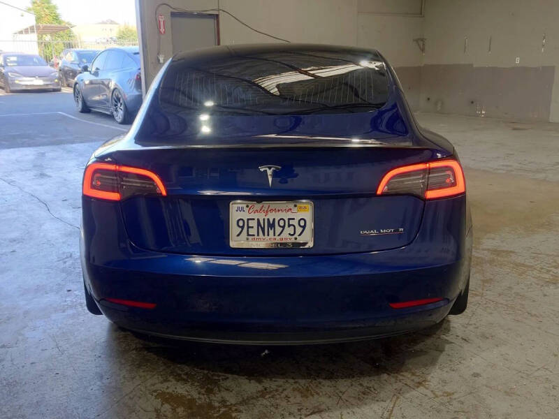 2018 Tesla Model 3 Performance