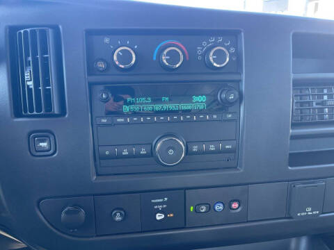 2025 Chevrolet Express 2500