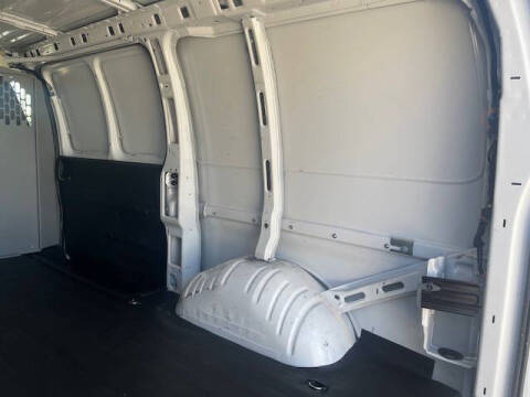 2021 Chevrolet Express 2500