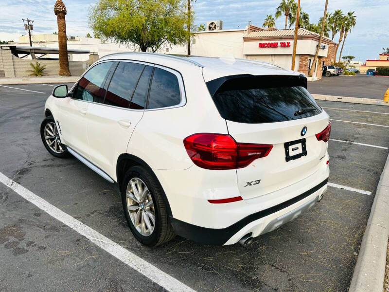 2019 BMW X3 30i photo 5