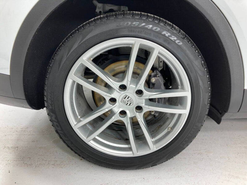 2023 Porsche Cayenne