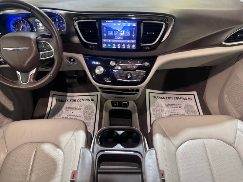2018 Chrysler Pacifica Touring L