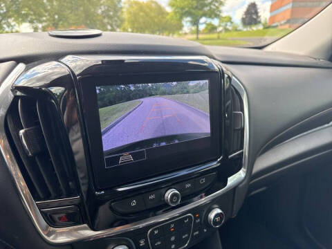 2021 Chevrolet Traverse LT Leather