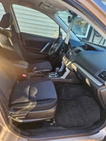 2014 Subaru Forester 2.5i