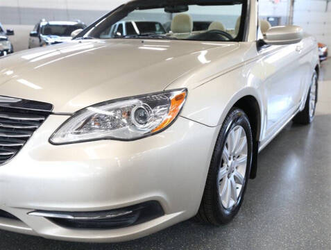2013 Chrysler 200 Touring