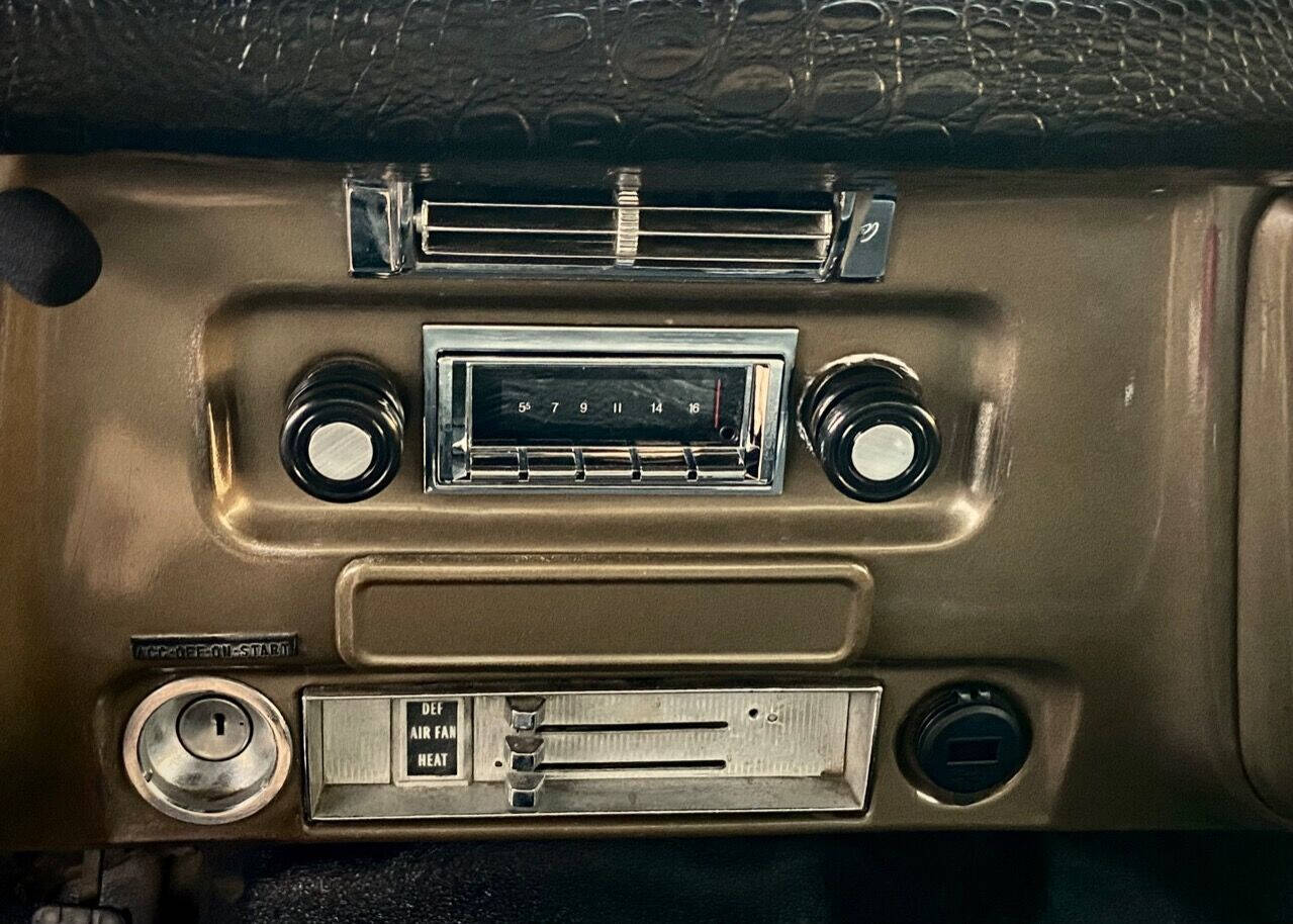 1970 Chevrolet C/K 10 Series 27