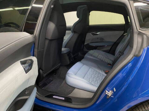 2022 Audi e-tron GT quattro Prestige