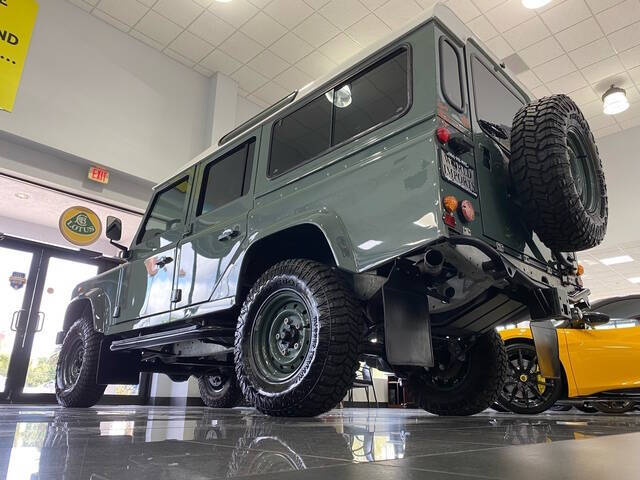 1999 Land Rover Defender 19