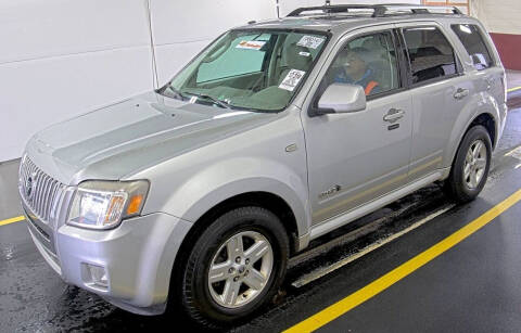 2009 Mercury Mariner Hybrid for sale at Angelo's Auto Sales in Lowellville OH