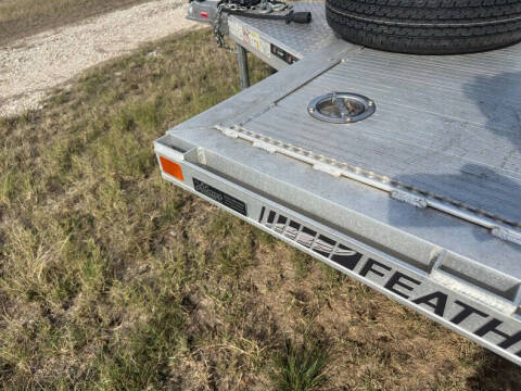 2021 Featherlite Trailer FL3182-20