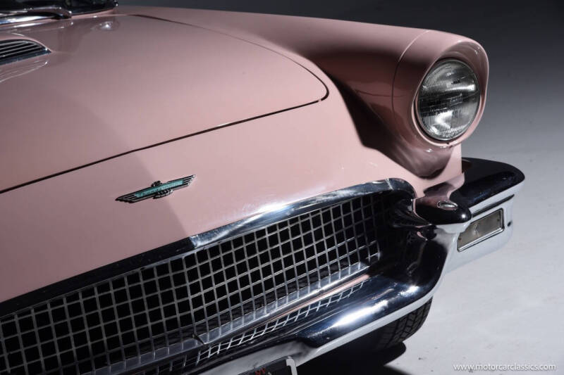 1957 Ford Thunderbird