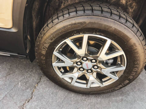 2023 GMC Acadia SLE
