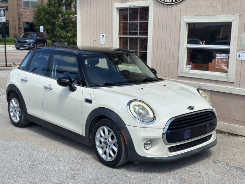 2017 MINI Hardtop 4 Door Cooper