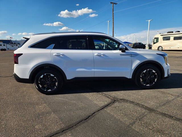 2025 Kia Sorento S