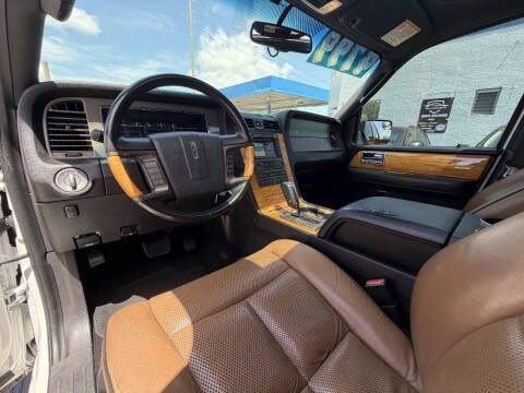 2013 Lincoln Navigator L