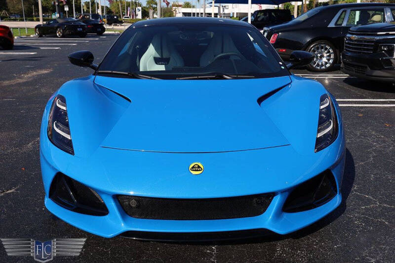 2025 Lotus Emira V6 Base