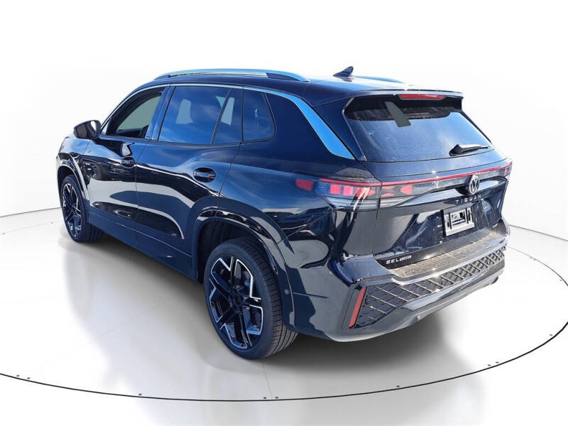 2026 Volkswagen Tiguan SEL R-Line Turbo 4Motion