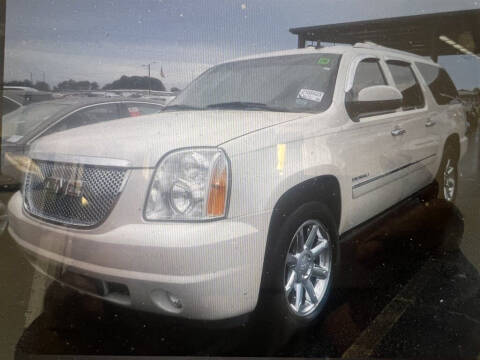 2013 GMC Yukon XL for sale at Momentum Motor Group in Lancaster SC