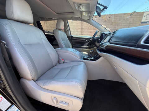 2016 Toyota Highlander