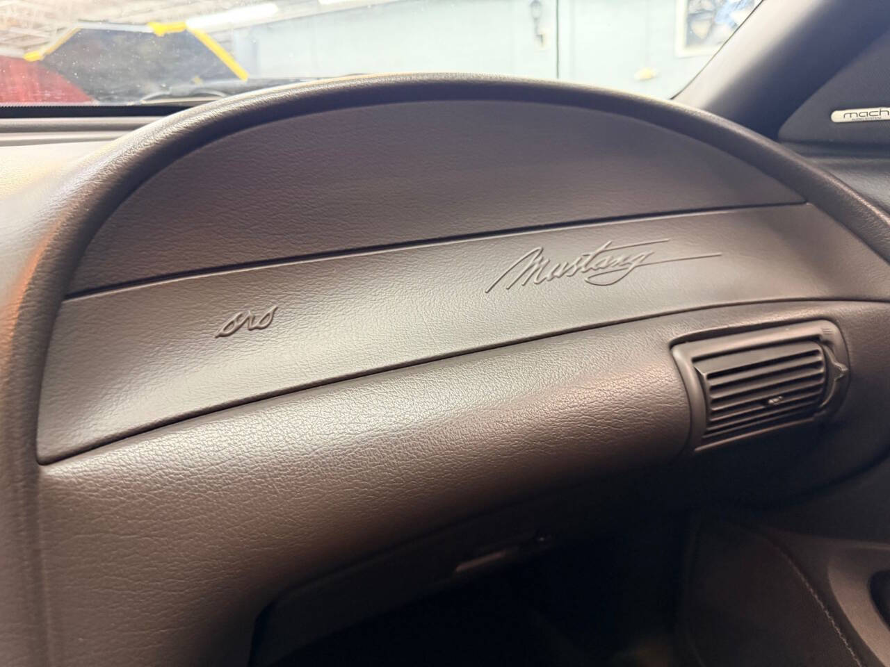 2002 Ford Mustang 42