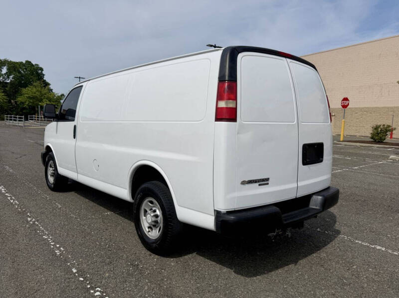 2016 Chevrolet Express 2500