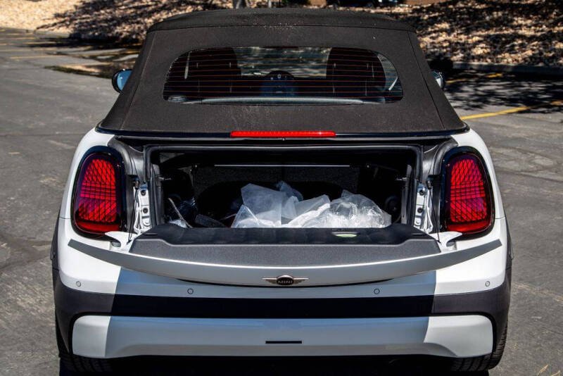 2026 MINI Convertible