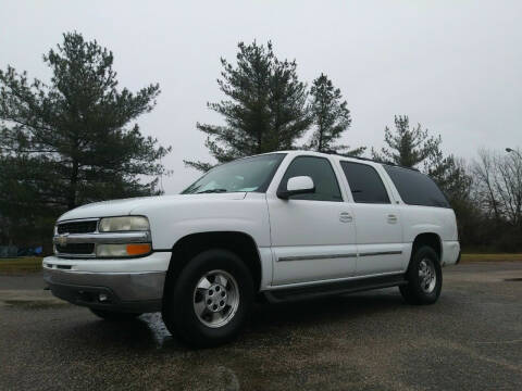 2002 Chevrolet Suburban for sale at eAutoTrade in Evansville IN