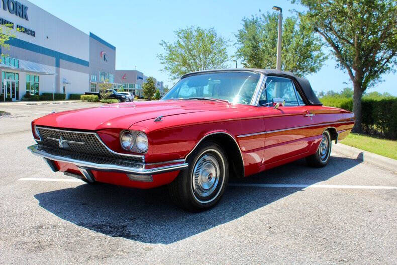 1966 Ford Thunderbird