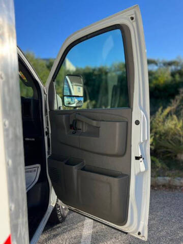 2019 GMC Savana 3500