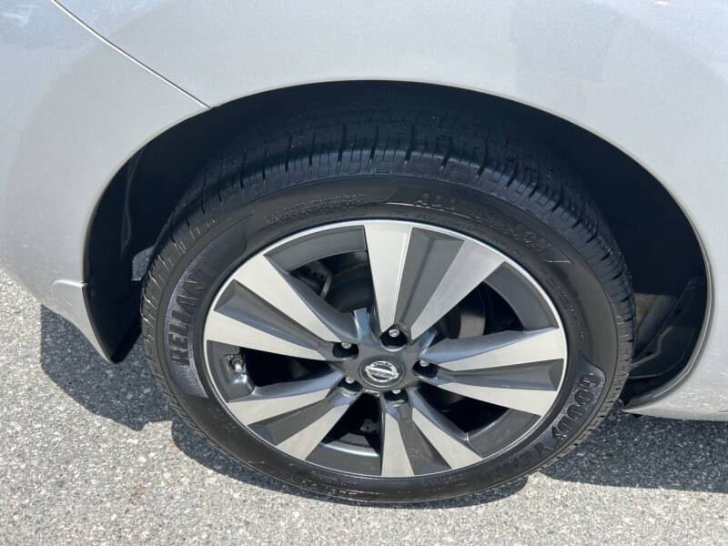 2016 Nissan LEAF SV