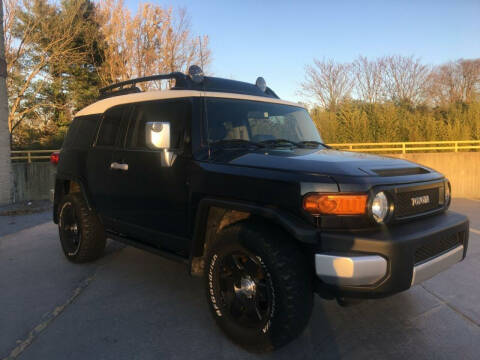 2007 Toyota FJ Cruiser for sale at Limitless Garage Inc. in Rockville MD