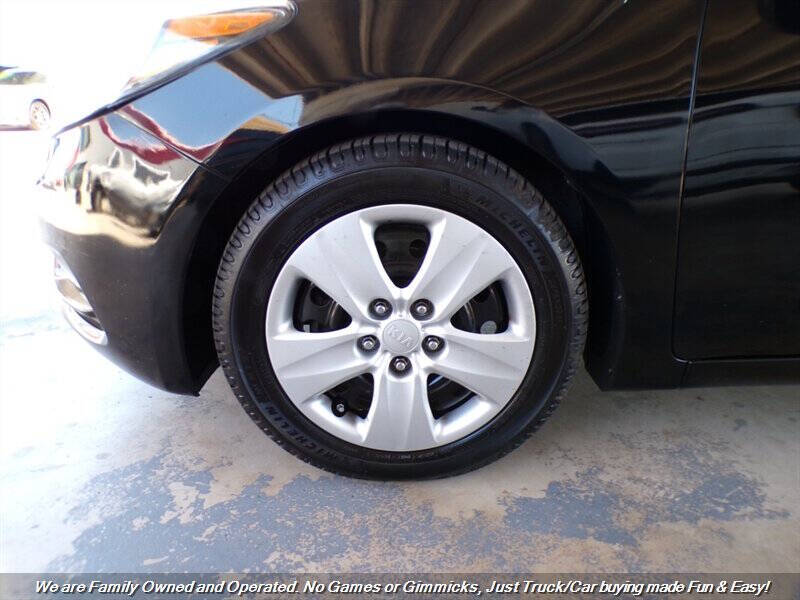 2016 Kia Forte5 LX