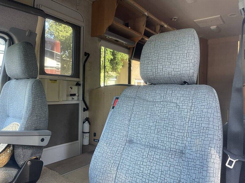2006 Winnebago View 23H