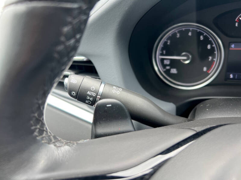 2023 Buick Enclave Essence