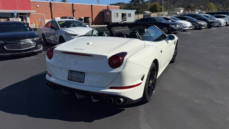 2015 Ferrari California T