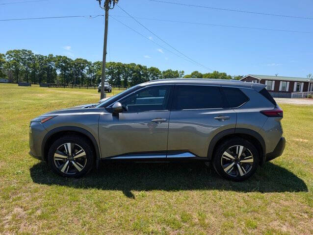 2022 Nissan Rogue SL