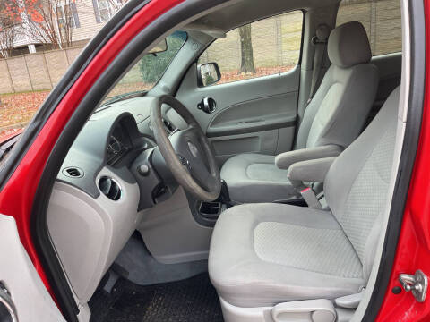 2011 Chevrolet HHR LS