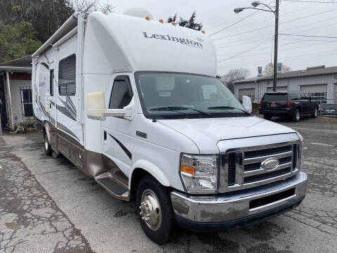 2014 Ford E-Series E-450 SD