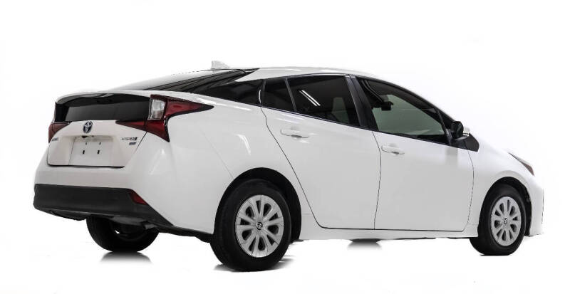2019 Toyota Prius L Eco