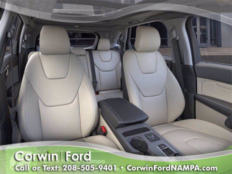 2021 Ford Edge Titanium