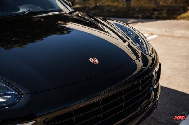 2018 Porsche Cayenne Platinum Edition