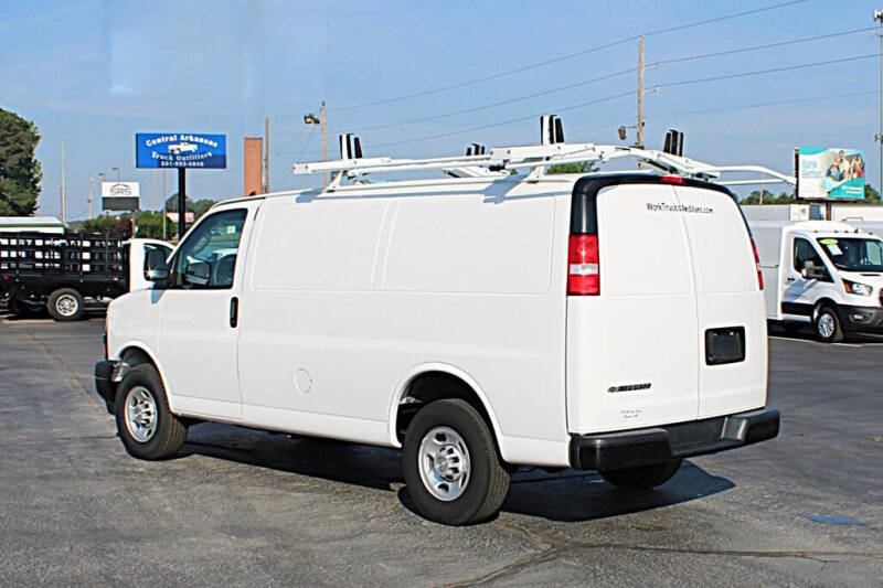 2024 Chevrolet Express 2500