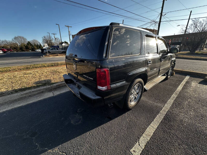 2005 Cadillac Escalade