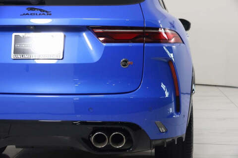 2024 Jaguar F-PACE SVR