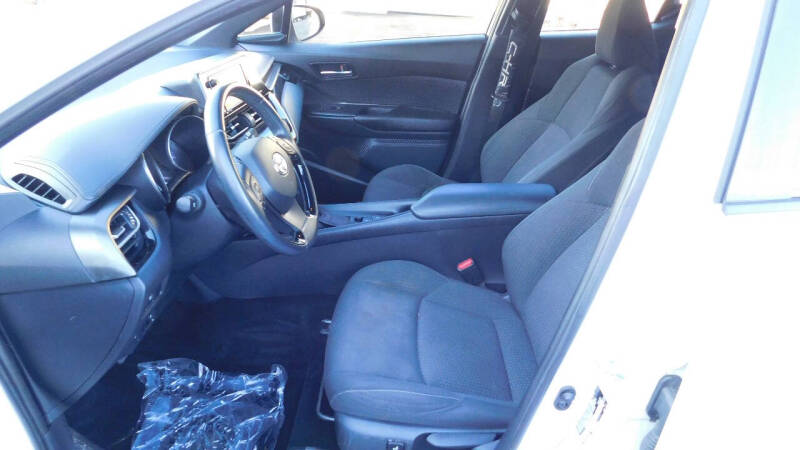 2018 Toyota C-HR XLE Premium