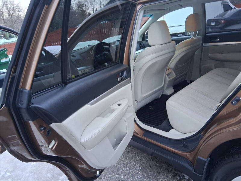 2011 Subaru Outback 2.5i Premium