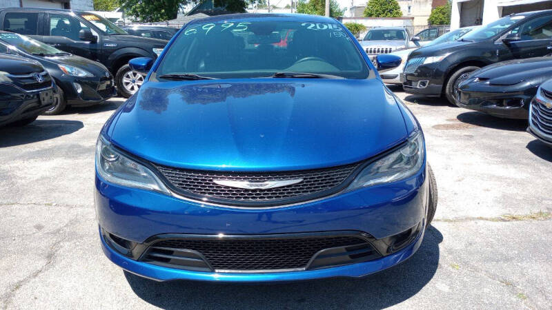 2015 Chrysler 200 S