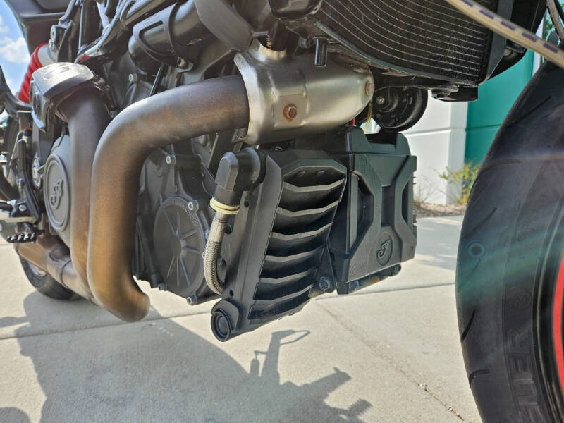 2022 Indian FTR 1200 S