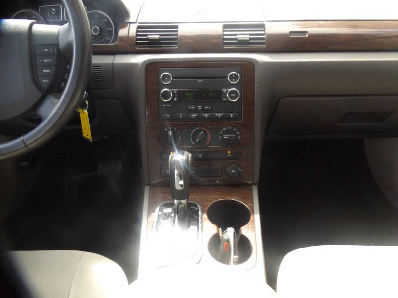 2008 Ford Taurus SEL